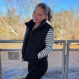 Meet your Posher, Addison